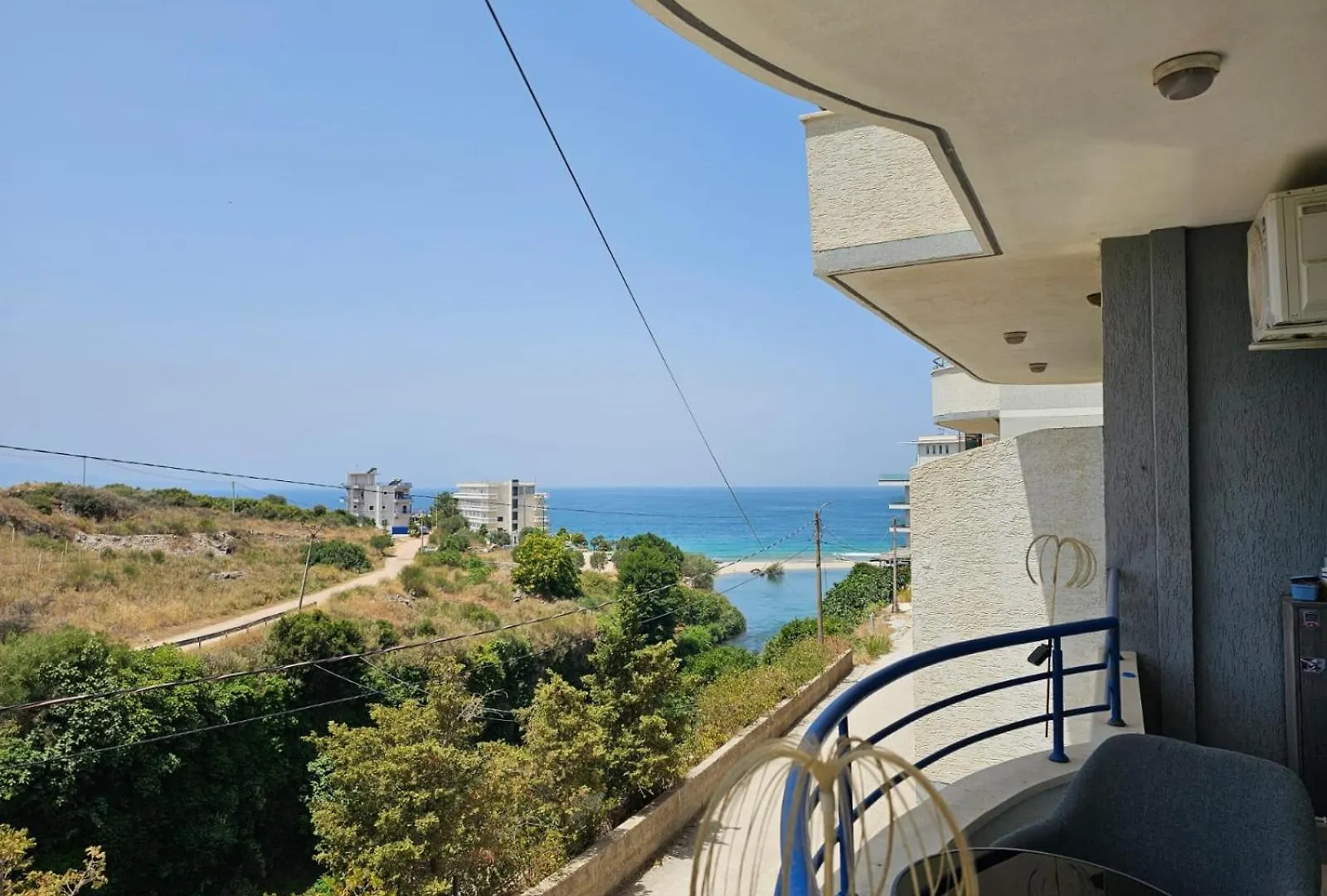 アパート Aleks Apartement Sarandë